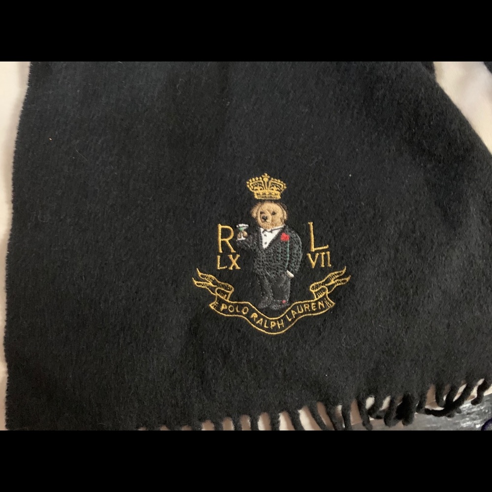 Polo scarf
